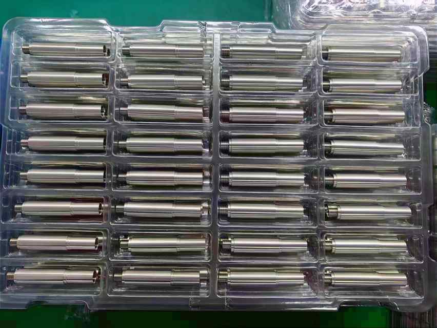 Medical components with high precision